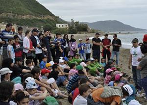 En prévision de la saison estivale à Béjaïa: Des associations nettoient la plage de Boulimat
