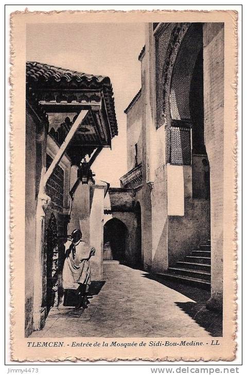 POST CARD CPA Dentellée - TLEMCEN Algérie - Entrée de la Mosquée de Sidi Bou Médine