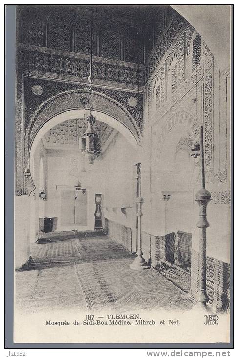 CPA LA MOSQUEE DE SIDI BOU MEDINE LE MIHRAB ET NEF