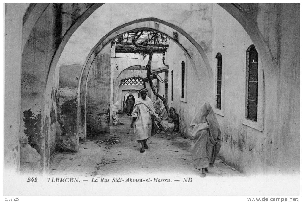 ALGERIE - TLEMCEN - La Rue Sidi-Ahmed-El-Hassen