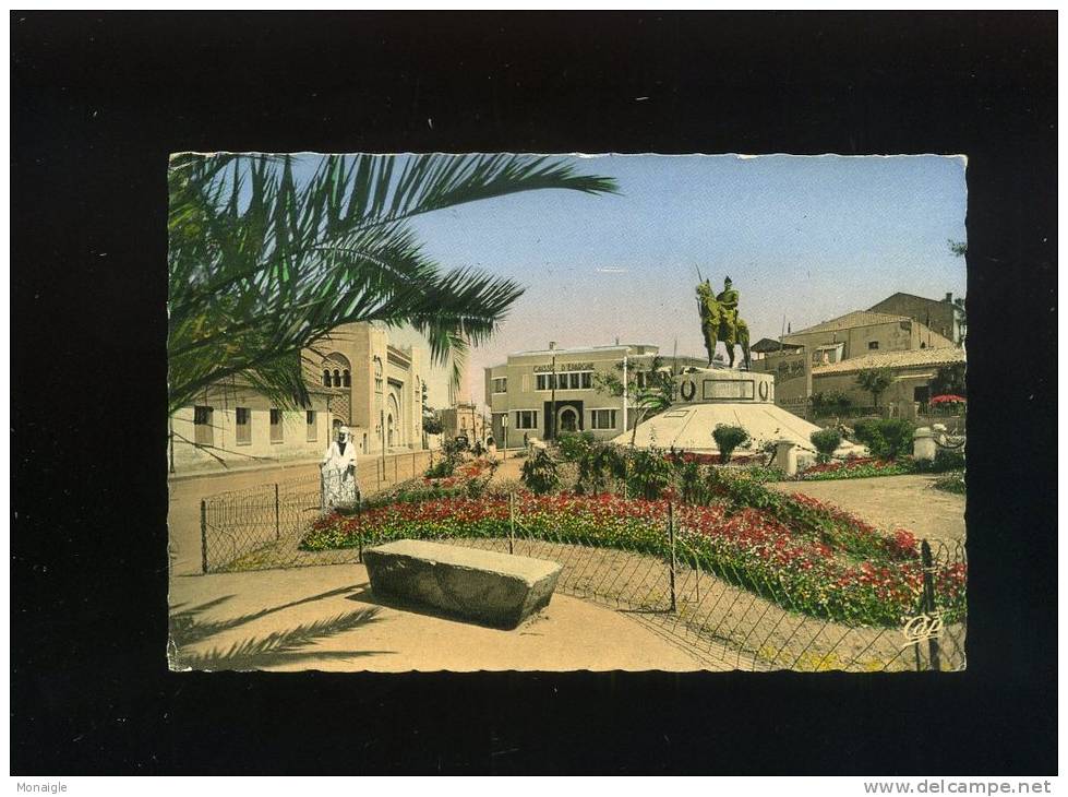 CPSM ALGERIE TLEMCEN PLACE DU 2° CHASSEUR  2° CHASSEURS