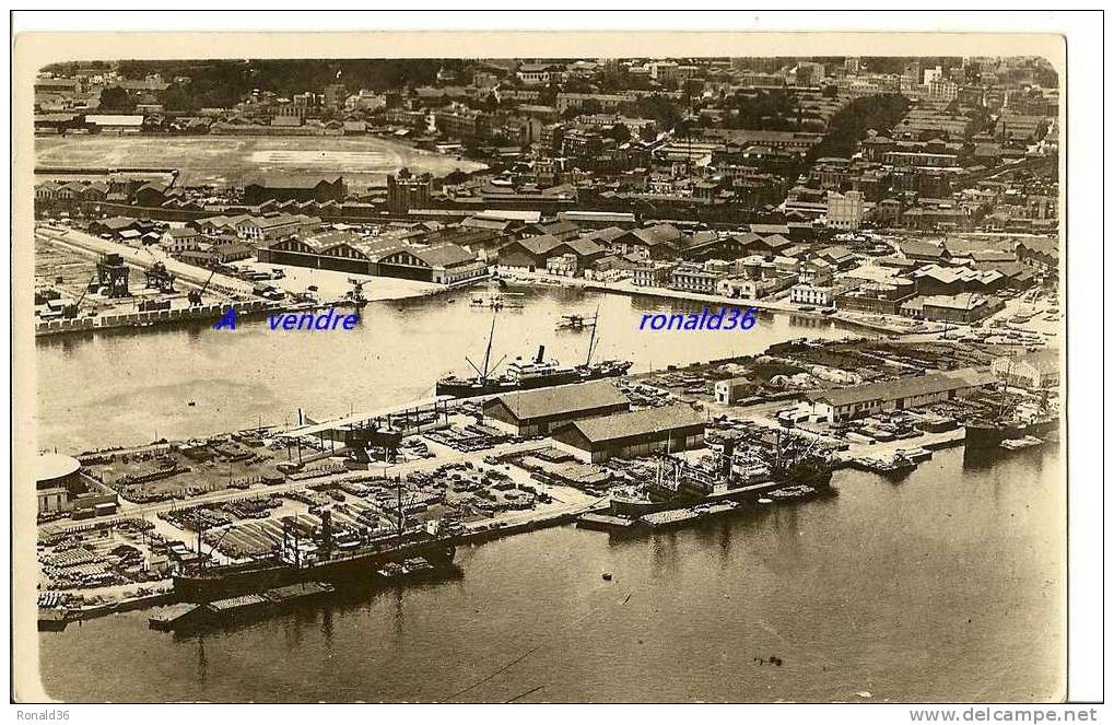 cp algérie ALGER le port ( vue aérienne ) habitations , bateaux cargo , avions hangar aviation gru  ( rare cp )