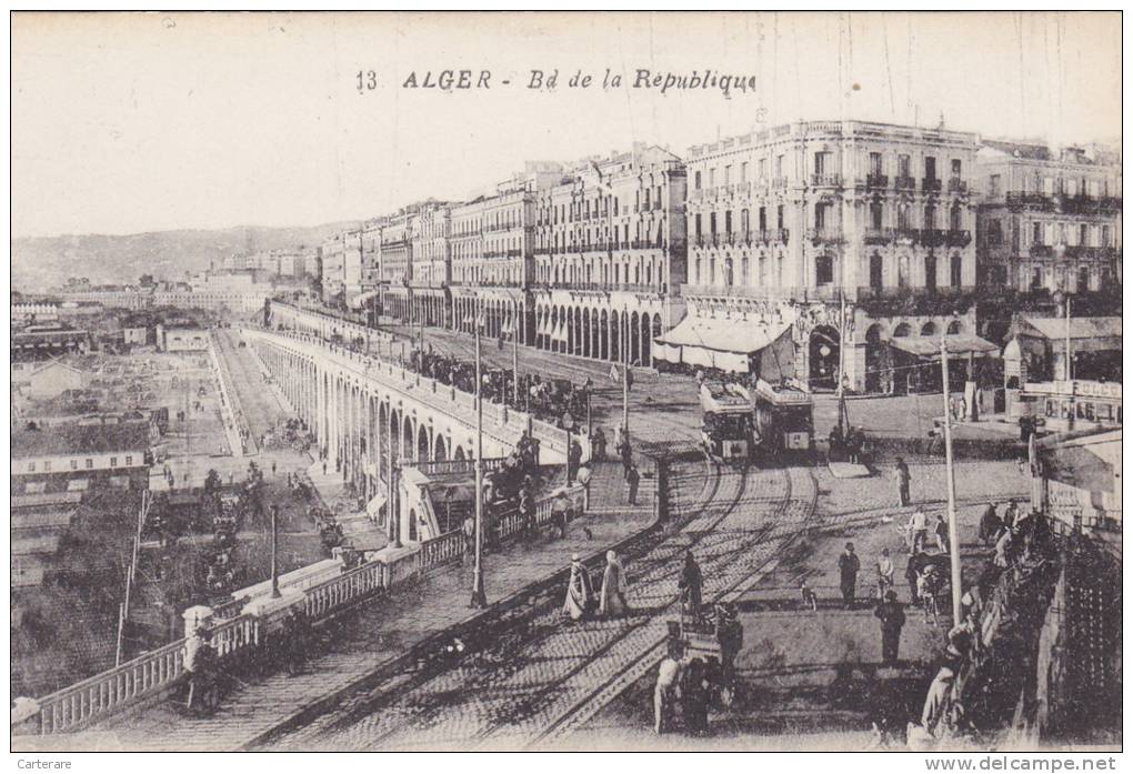 ALGERIE,AFRIQUE DU NORD,époque coloniale Française,ALGER en 1900,belle vue animée,architecture française,habitant