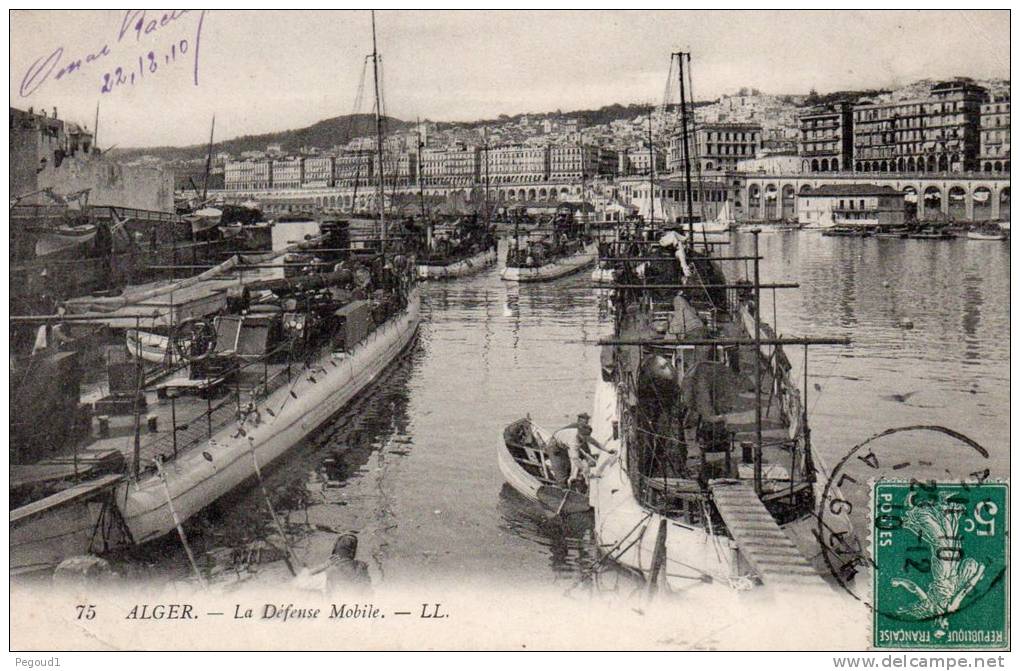 CARTE POSTALE ANCIENNE. ALGERIE. ALGER. LA DEFENSE MOBILE. BATEAU DE GUERRE. 1910.