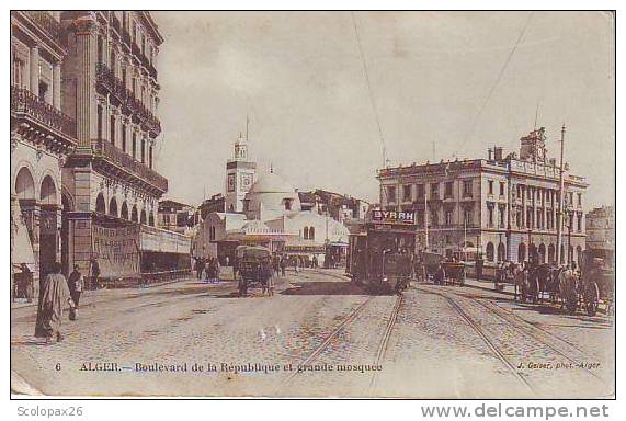 Boulevard de la République et grande mosquée  ALGER  Algérie  animée + Tram