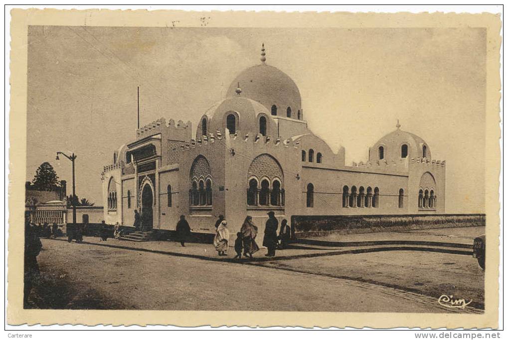 ALGERIE,AFRIQUE DU NORD,époque coloniale Française,ALGER en 1950,LA  Médersa,médrasa,école musulmane religieuse,rare