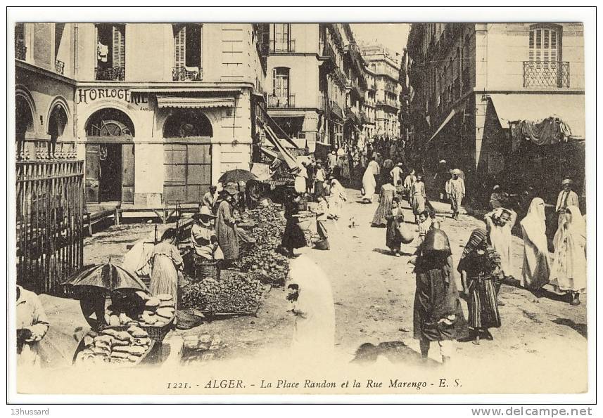 Carte Postale Ancienne Alger - La Place Randon et la Rue Marengo - Marché, commerces