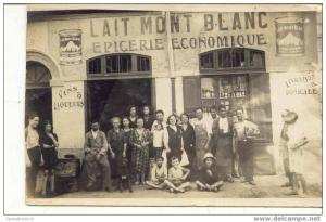 4805  Carte photo Epicerie économique . Lait mont Blanc  pris pendant notre séjour à Bône  (N°15 rue inconnue)