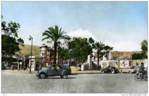 ALGERIE - AUTOMOBILES - BONE - PLACE MARCHIS - 2CV et 4CV CITROEN