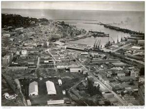 AFRIQUE - ALGERIE - BONE - BELLE VUE sur le PORT et la VILLE