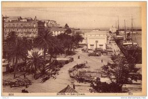 BONE    -    LES QUAIS       ( CARTE EXCELLENT ETAT )