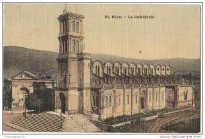 CPA ALGERIE BONE La Cathédrale carte toilée couleur