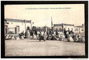 CPA AFRIQUE -VILLAGES D'ALGÉRIE- COLOMB-BECHARD- 1er GROUPE D'AVIATION  BUREAU DES AFFAIRES INDIGENES- TRES ANIMÉ