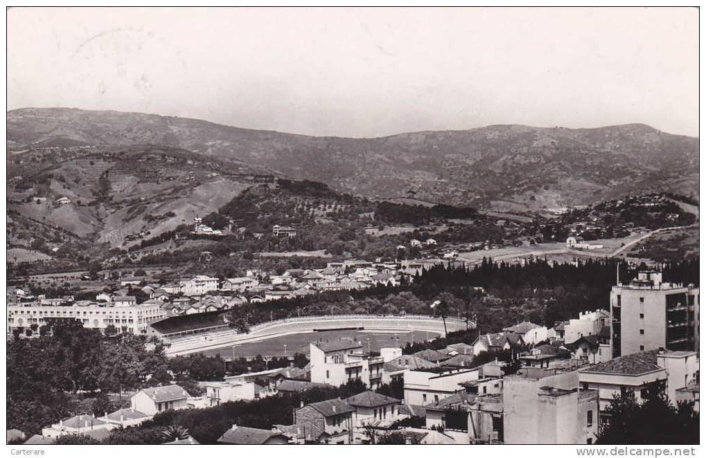 Algérie,Algéria,afrique du nord,BONE EN 1957,ANNABA,vue avec le stade de football,rare