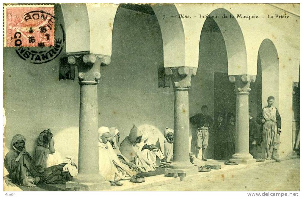 BONE .  INTERIEUR DE LA MOSQUEE . LA PRIERE .