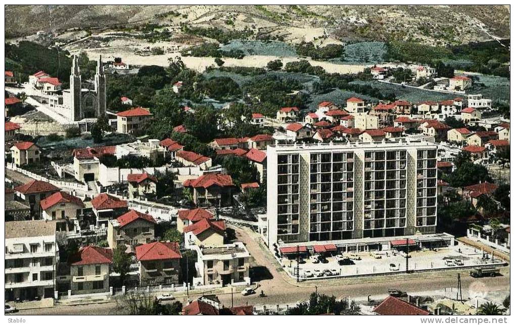 ALGERIE - BONE - IMMEUBLE MANGIN AV PETROLACCI