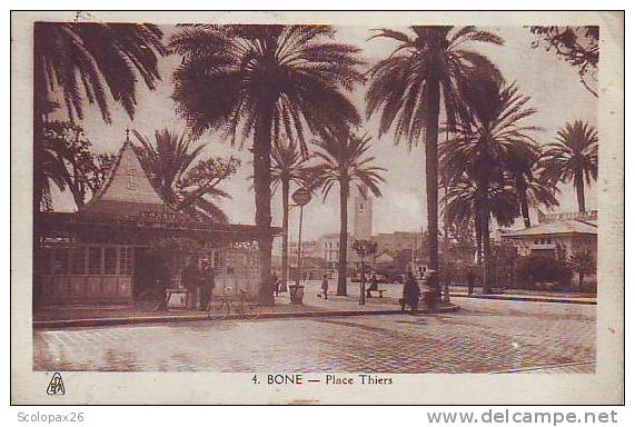 Place Thiers Bône Algérie  animée