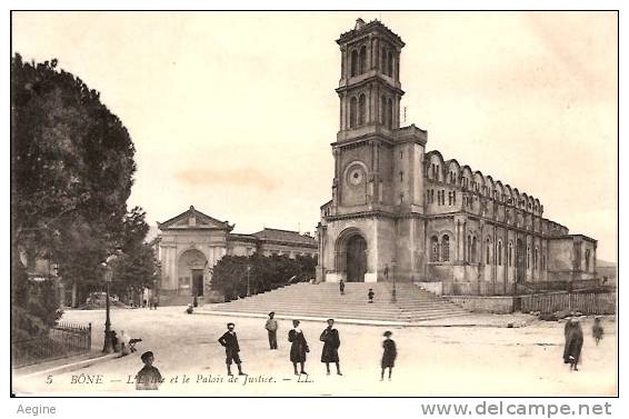 ALGERIE- ref no 694- bone - l eglise et le palais de justice  - bon etat