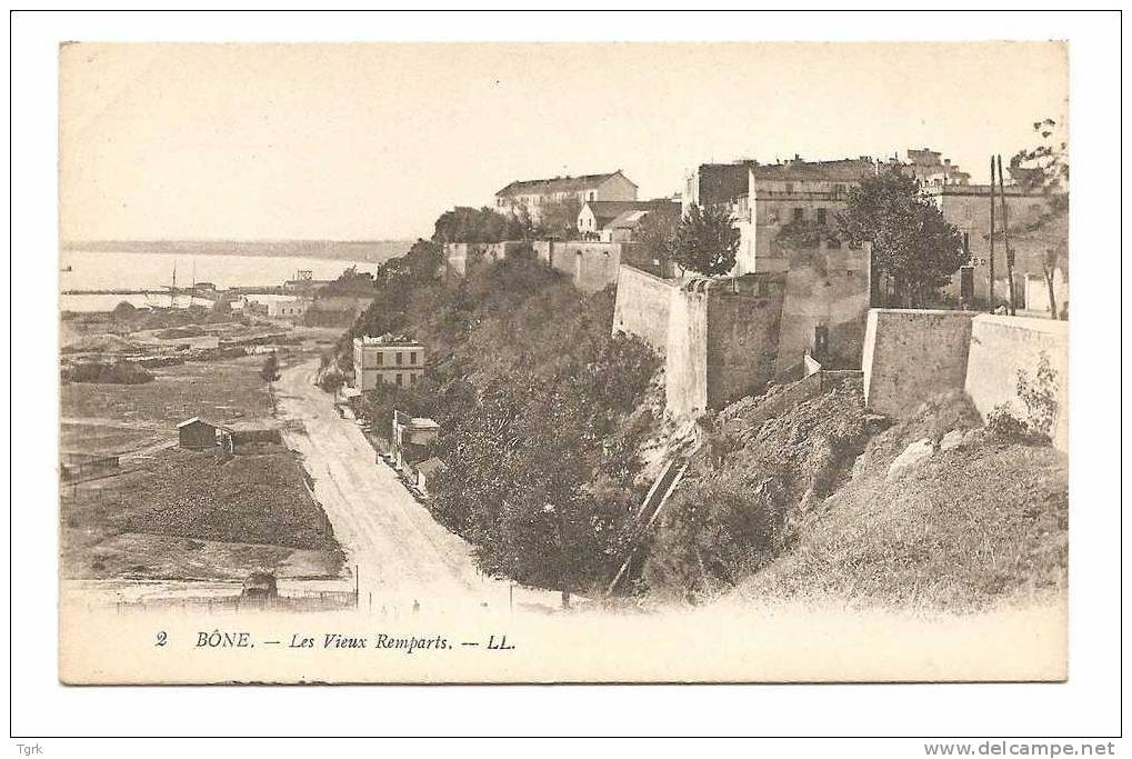 ALGERIE  BONE  les vieux remparts     bône
