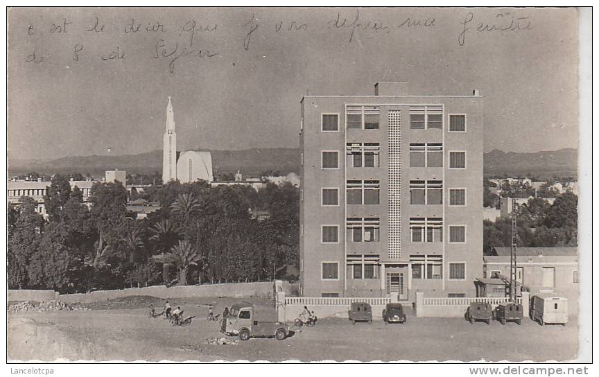 COLOMB BECHAR / LE PREMIER IMMEUBLE A PLUSIEURS ETAGES