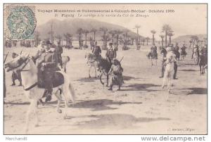 ALGERIE.FIGUIG.VOYAGE MINISTERIEL ET GUBERNATORIAL A COLOMB BECHAR LE CORTEGE