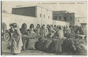 MARCHÉ DE BISKRA.  Marchands de dattes