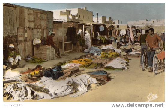 228 / COLOMB BECHAR / LE MARCHE AUX PUCES