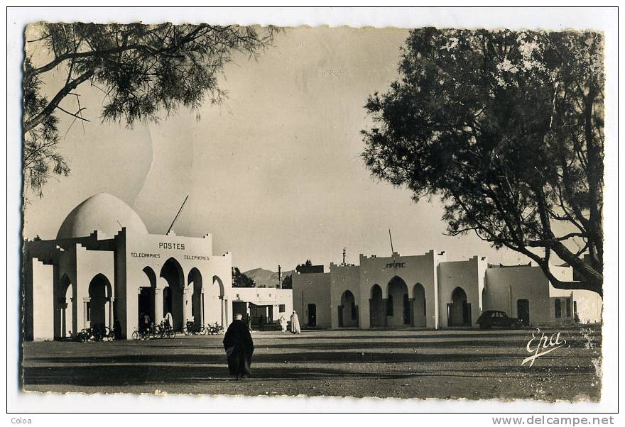 Colomb Béchar La Poste et la Mairie