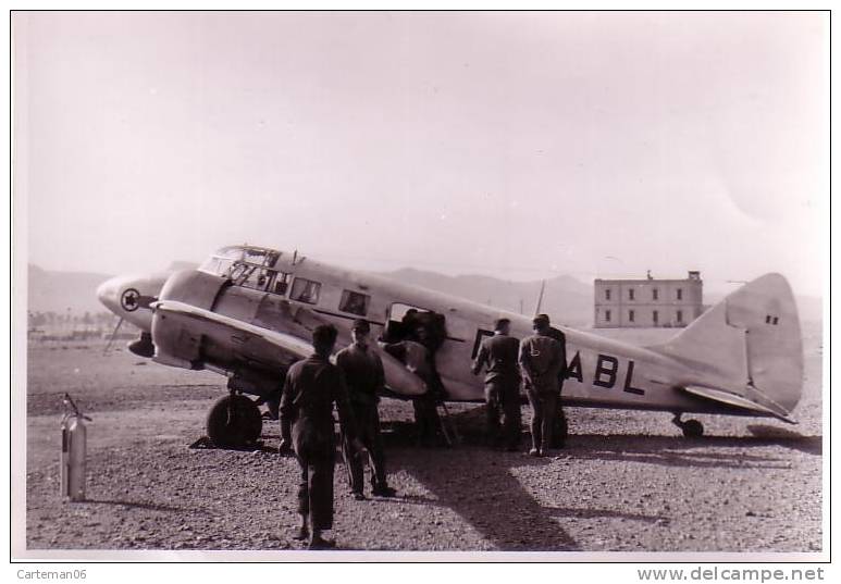 Algérie - Colomb-Béchar - Photo format 13 x 8.9 cm - Le 25.4.55 - Avion