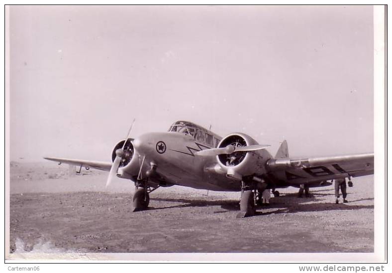 Algérie - Colomb-Béchar - Photo format 13 x 8.9 cm - Avion à hélices le 25.4.55