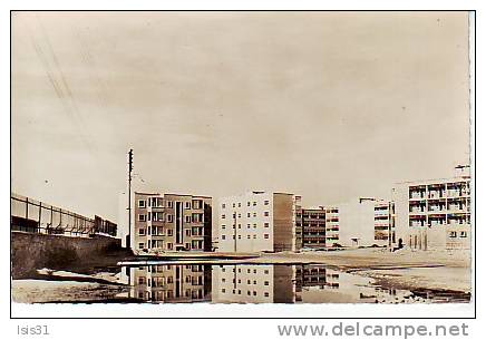 Algérie -Z800 - Colomb-Béchar - Quartiers Nouveaux - bon état - semi moderne petit format