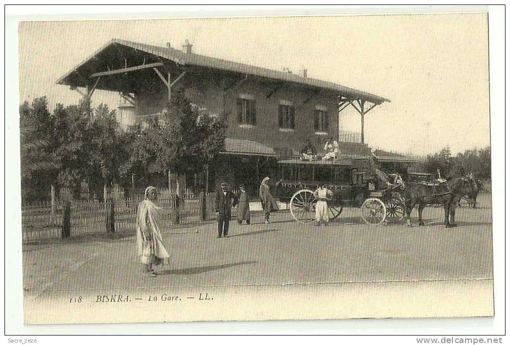 ALGERIE-BISKRA-neuve-la gare-animée-diligence du Royal hotel