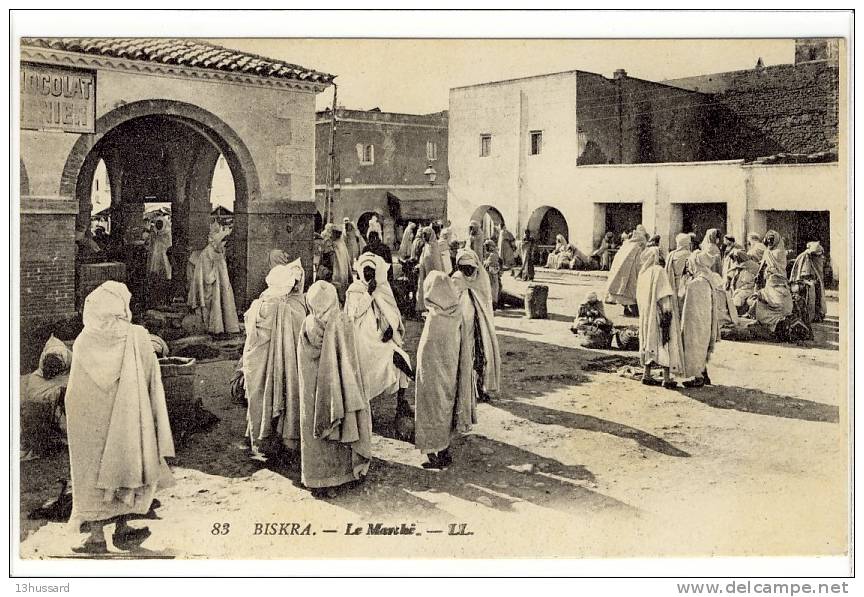 Carte Postale Ancienne Algérie. Biskra - Un Marché
