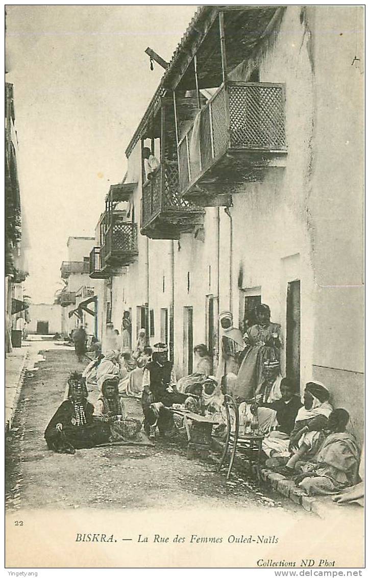 BISKRA.LA RUE DES FEMMES OULED-NAILS