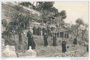 Constantine  Seminaristes Curés a l exterieur edit Cl. Willard Constantine