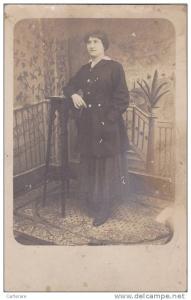 AFRIQUE,AFRICA,MAGHREB,CO NSTANTINE EN 1916,CARTE PHOTO UNIQUE,FEMME DE MILITAIRE FRANCAIS