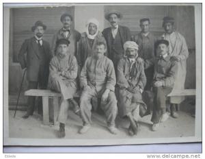 Carte Photo Equipe Niçoise 26 juin 1914 defaut a gauche surface et dechirure