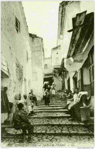 CONSTANTINE - La Rue de l'Echelle