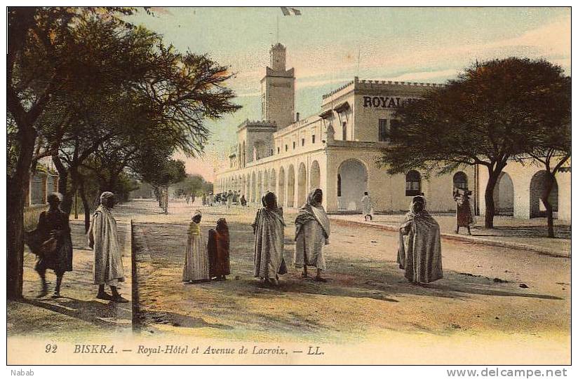 NK-BI 009-Algérie-Biskra-Royal Hôtel et Avenue de Lacroix-L.L.-