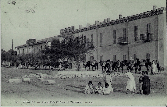 ALGERIE - BISKRA - VUE SUR LES HOTELS VICTORIA ET TERMINUS