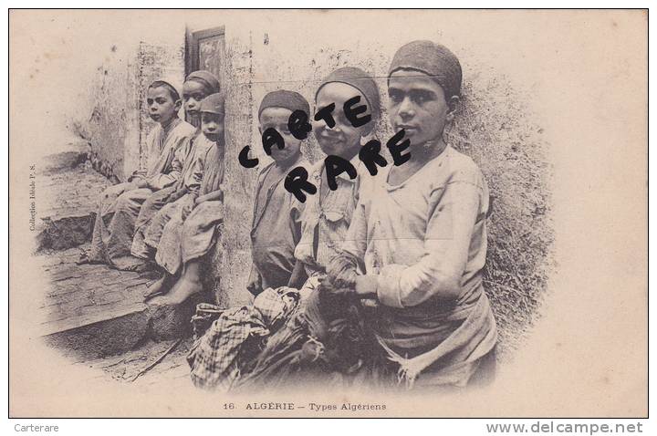 AFRICA,AFRIQUE DU NORD,AFRIKA,ALGERIE FRANCAISE,colonie,ENFANT, ENFANTS ALGERIEN,souriant,la relève,tete couverte,rare
