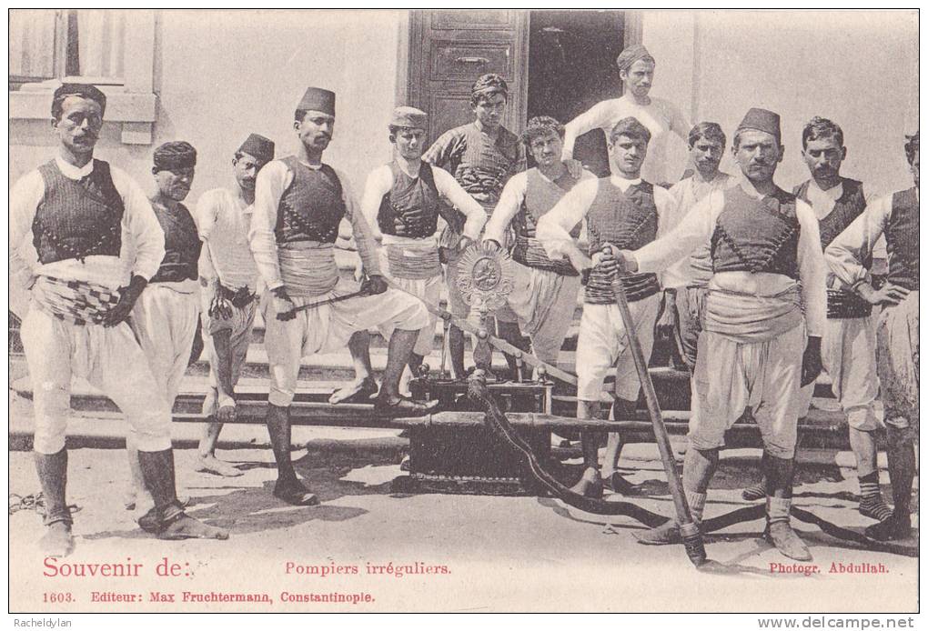 CARTE POSTALE DE CONSTANTINE ( Pompiers irréguliers )