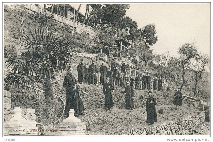 Constantine  Seminaristes Curés a l exterieur edit Cl. Willard Constantine