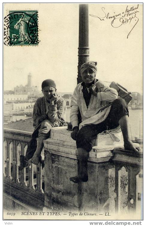 BONE - CONSTANTINE - Types de cireurs - Enfants