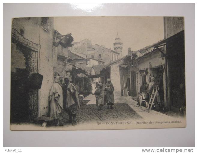 CPA    AFN    ALGERIE   CONSTANTINE    FORGERON ARABE    SOUK  MINARET
