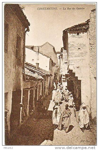 7-Costantine-Algerie Francaise-La Rue des Galettes-Animé-v.1906 x Paris-Timbre 5c. France.