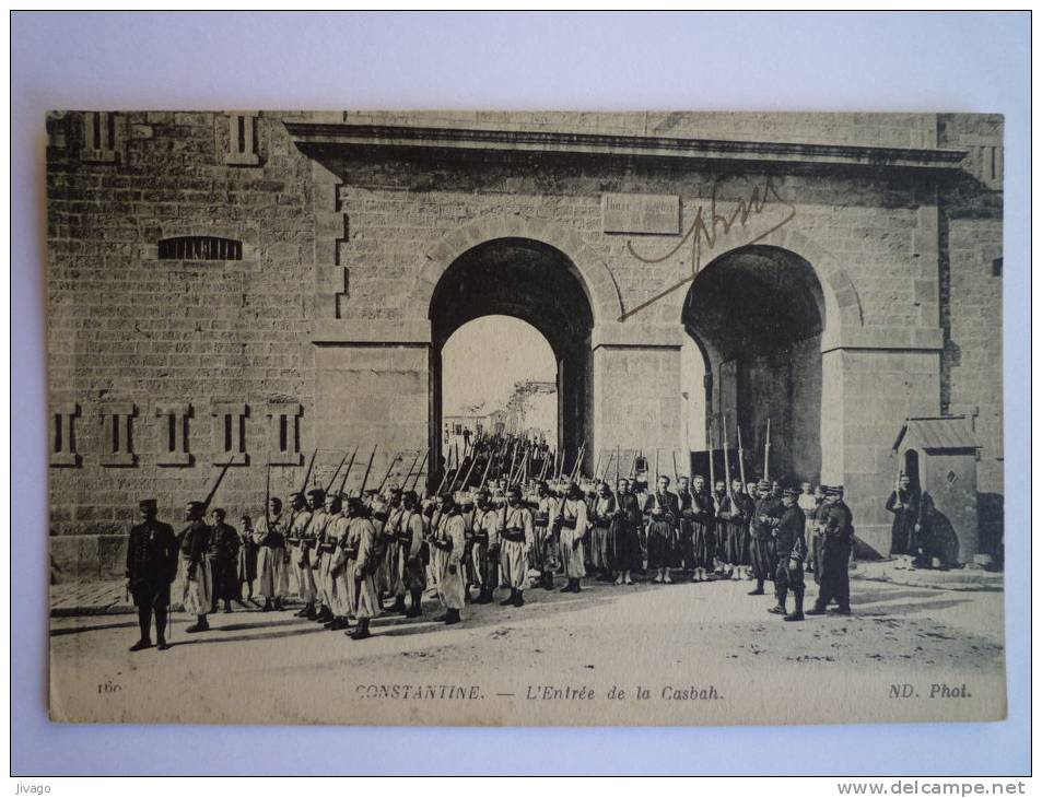 CONSTANTINE  (Algérie)    L'entrée de la  CASBAH  -  TB animation  XXX