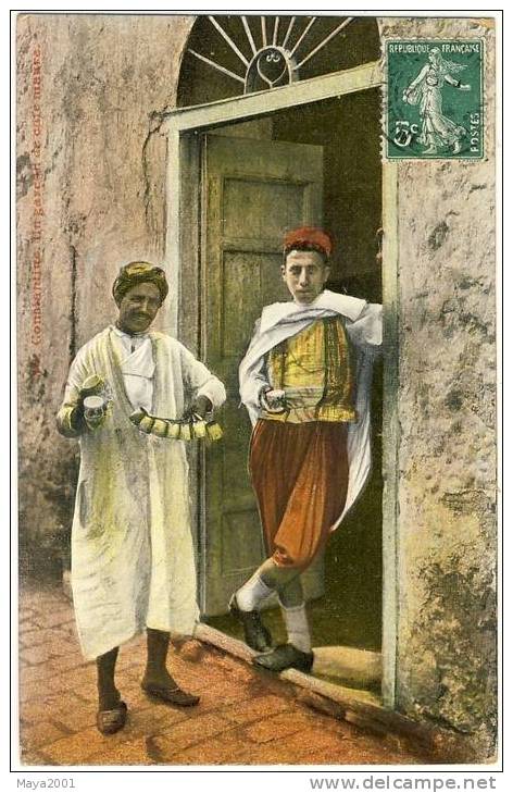 ALGERIE- CONSTANTINE - UN  GARCON  DE  CAFE  MAURE  N245