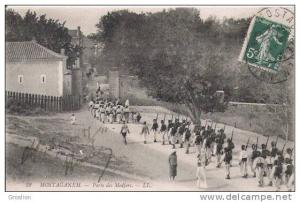 MOSTAGANEM 32 PORTE DEDS MEDJERS 1910 (MILITAIRES PASSANT)