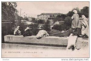 MOSTAGANEM 42 LA PRIERE DU MIDI (BELLE ANIMATION) 1920